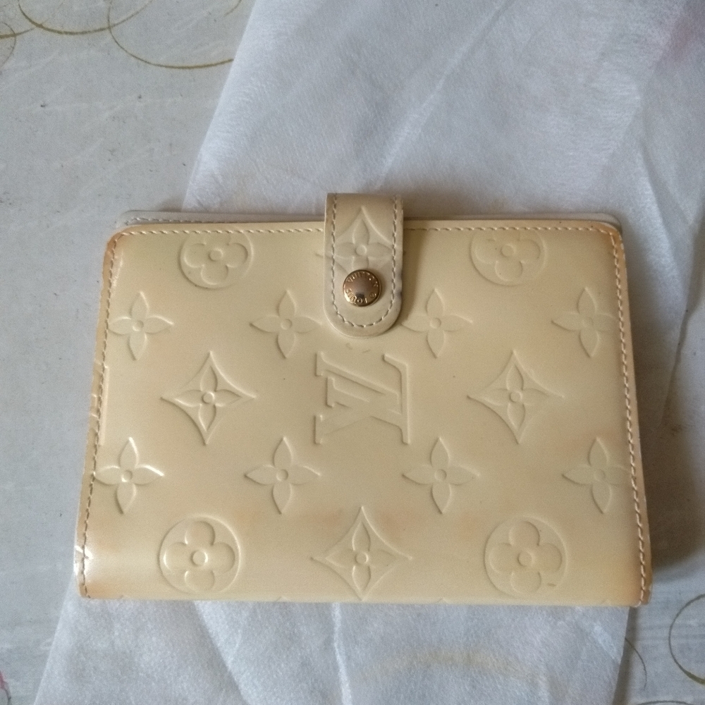 LV authentic patent leather inserts embossed agenda